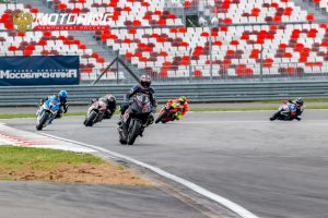 036MOTORING07.08.2022_3KS4807