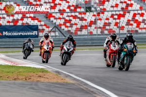 039MOTORING07.08.2022_3KS4848