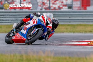 043MOTORING07.08.2022_3KS9000